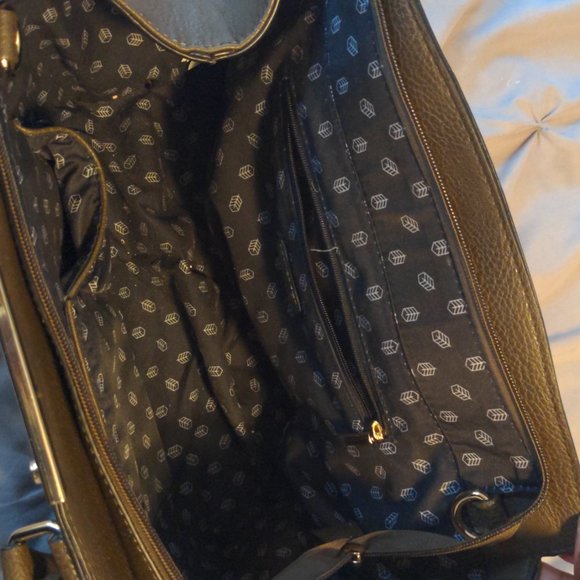 Call it Spring Satchel - Picture 3 of 5